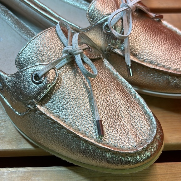 Sperry Women's Authentic Original™ Top-Sider 'Montauk Platinum' - Picture 5 of 8